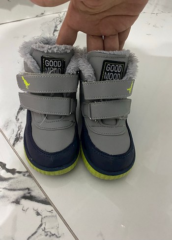 Gri Erkek Çocuk Kaydırmaz Bot - Görsel 3