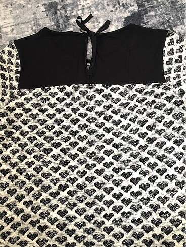 Kalp detaylı bluz - Görsel 5