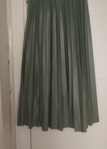 Yeşil Pilili Uzun Kadın Etek - Görsel 2