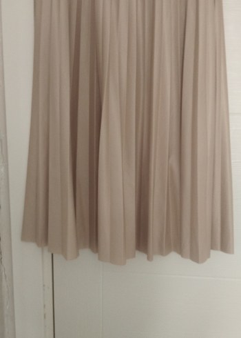 Bej Pilili Uzun Kadın Etek - Görsel 3