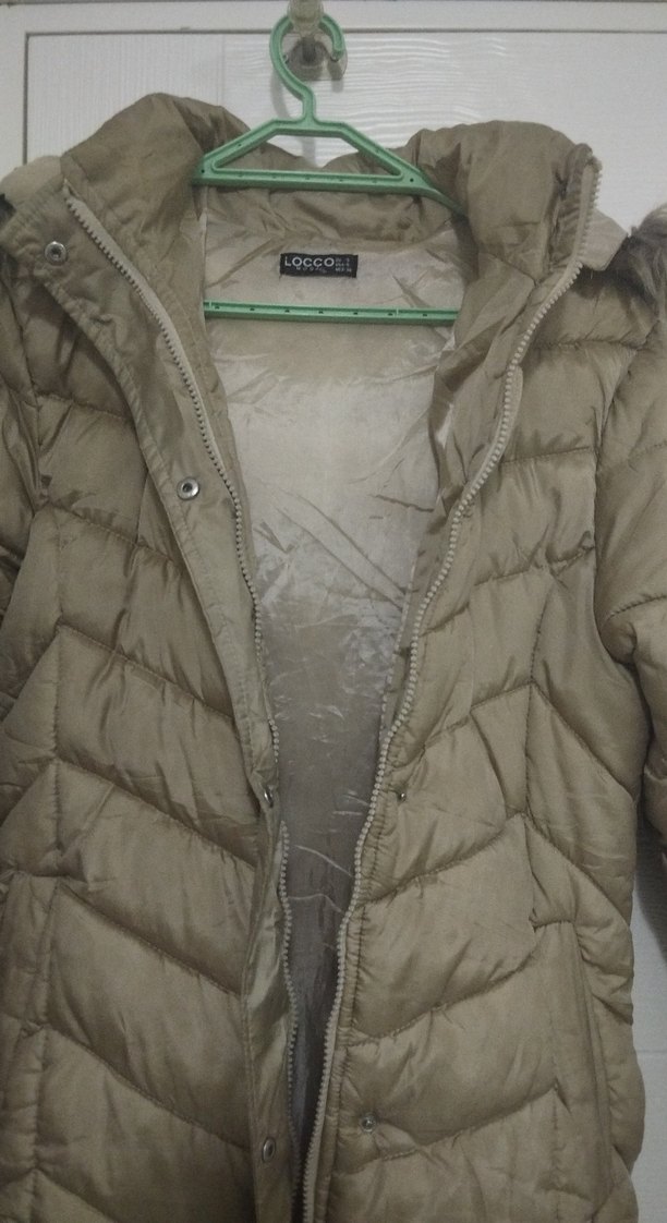 Kürk Detaylı Bej Uzun Kadın Kışlık Mont - Görsel 4