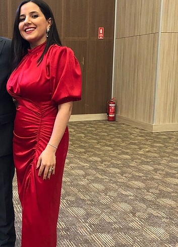 l Beden kırmızı Renk Çok şık elbise