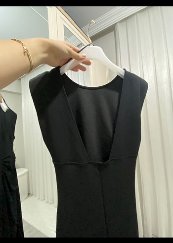 Siyah Drapeli Uzun Kolsuz Elbise - Görsel 2