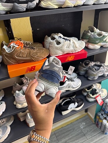 New Balance Mavinin en güzel tonu ???? NEW BALANCE