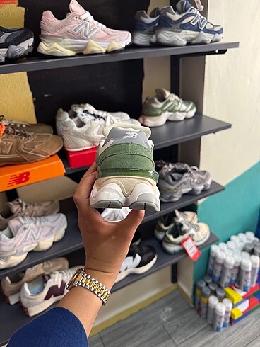 New Balance Bu yazın Hit rengi YEŞİL NEW BALANCE