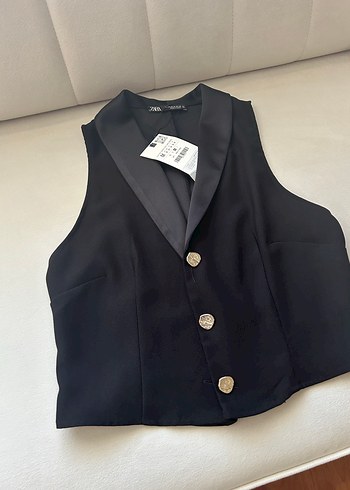 Zara Kadın Siyah Düğmeli Midi Yelek