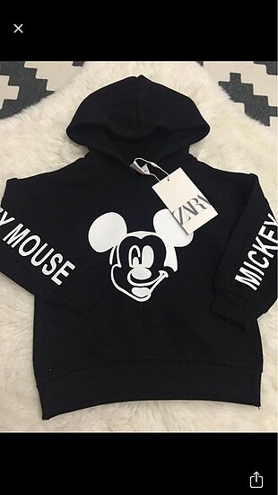 Zara sweatshirt