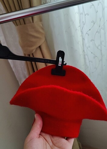  Beden kırmızı Renk Kırmızı ressam şapkası 