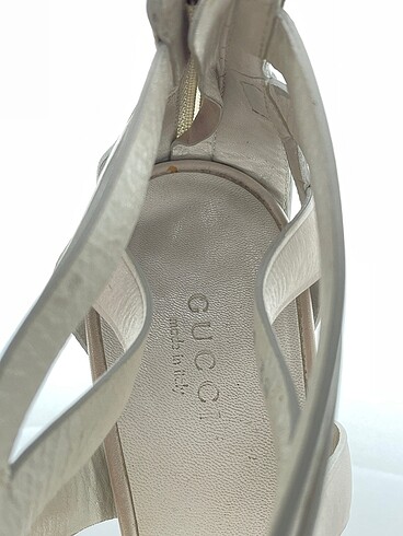 38 Beden gri Renk Gucci Platform %70 İndirimli.