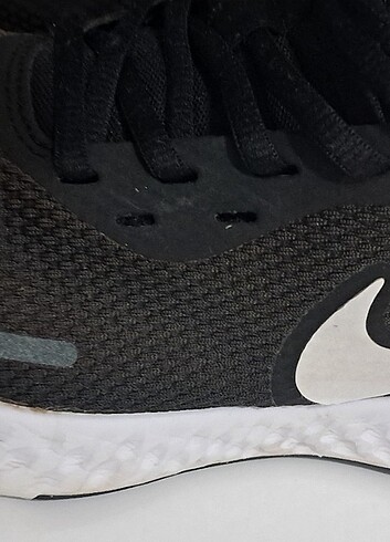 40 Beden siyah Renk Nike Revolution 5