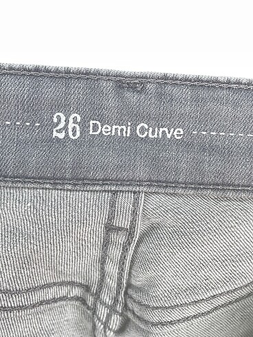 26 Beden gri Renk Diğer Jean / Kot %70 İndirimli.