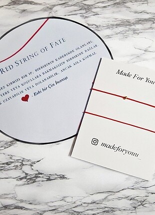 Beden Red string of fate bileklikleri