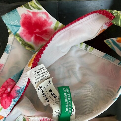24-36 Ay Beden Benetton marka orijinal çocuk bikinisi