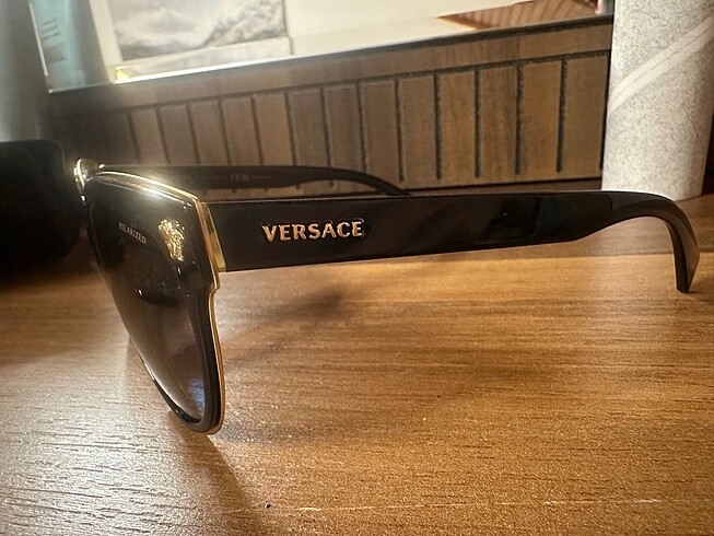  Beden Versace güneş gözlüğü