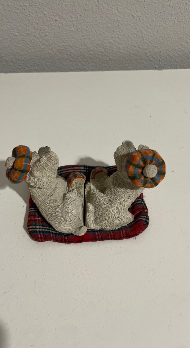 Ekose Şapkalı Gri Köpek Biblo - Görsel 2