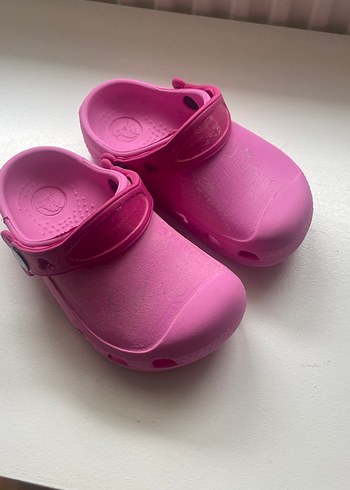 Kız Çocuk Pembe Tokalı Terlik