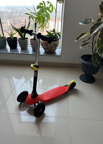 Decathlon Scooter