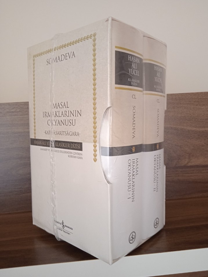 Masal Irmaklarının Okyanusu - Somadeva (Ciltli -Kutulu) - Görsel 3