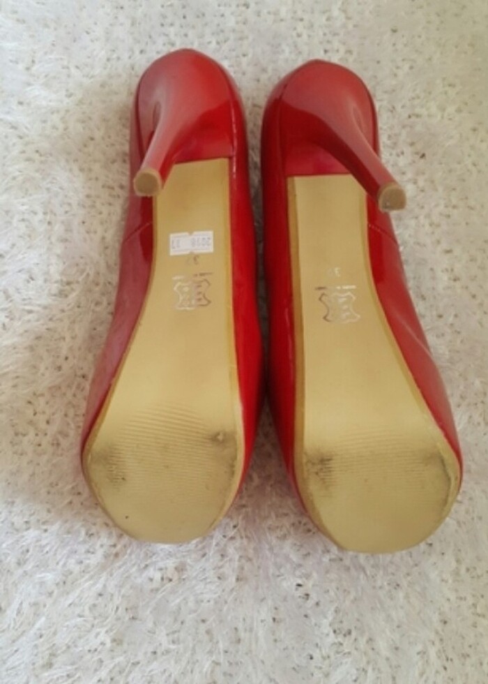 Kırmızı Rugan Ayakkabı - Görsel 2