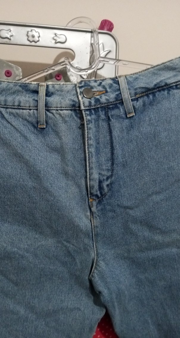 Mavi Düğmeli Bol Kesim Kadın Jean - Görsel 3