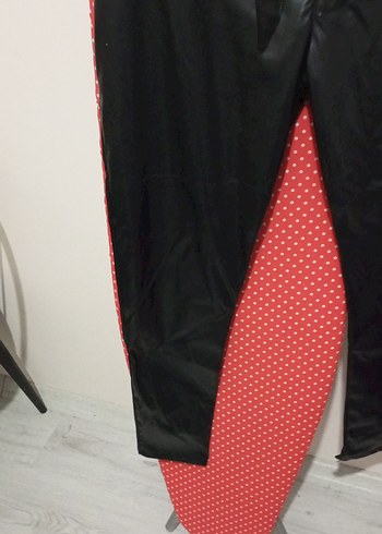 Kemerli Siyah Kadın Deri Pantolon - Görsel 4