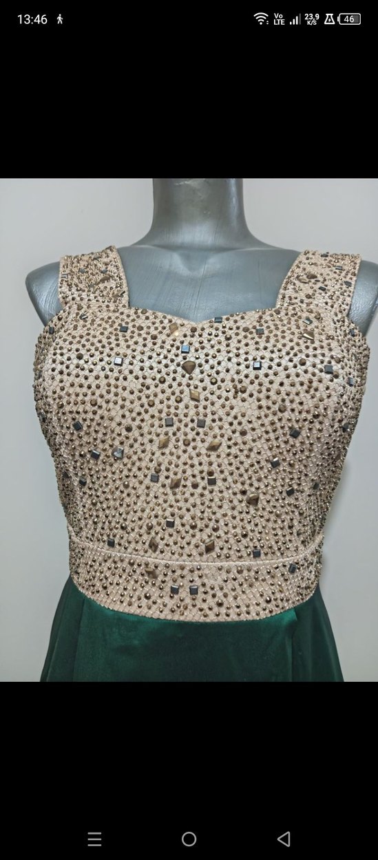 Nakışlı V Yaka Uzun Yeşil Kadın Abiye - Görsel 2