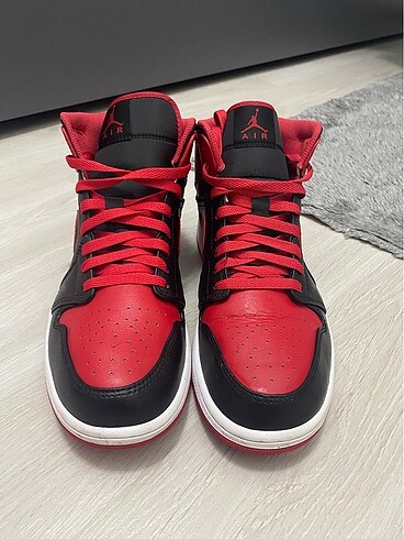 Nike Air Jordan Mid