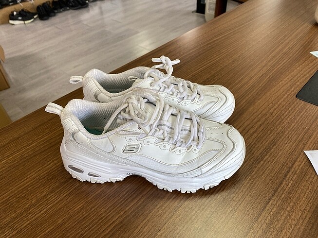 Skechers D Lites 36 Numara Beyaz