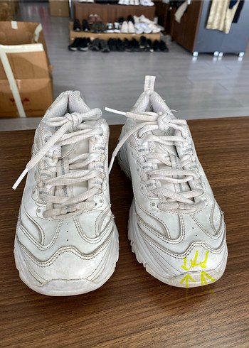 Skechers Beyaz Kadın Spor Ayakkabı