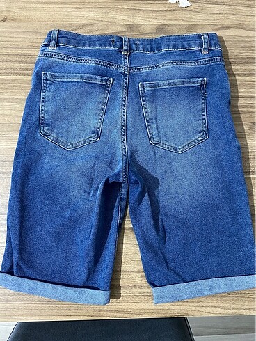 26 Beden LC WAİKİKİ JEANS Kadın Kot Şort
