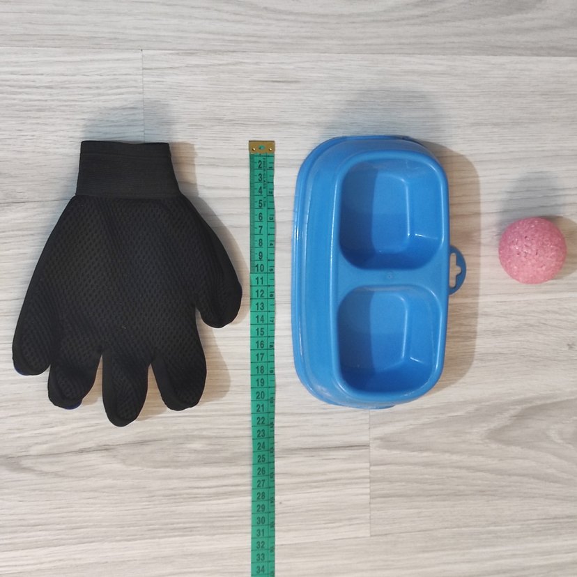 Kedi Tüy Toplama Eldiveni, Topu ve Mama Kabı - Görsel 2