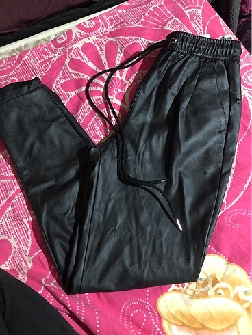 Pull and bear siyah deri pantolon