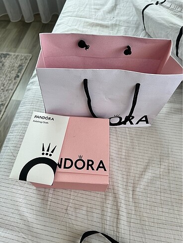 Pandora iki kere takmışımdır artık kullanmadığım için satıyorum