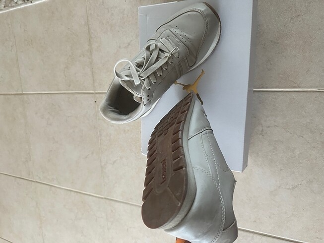 38 Beden Hummel spor ayakkabı
