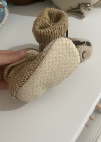 Bej Örgü Erkek Bebek Patik - Görsel 3