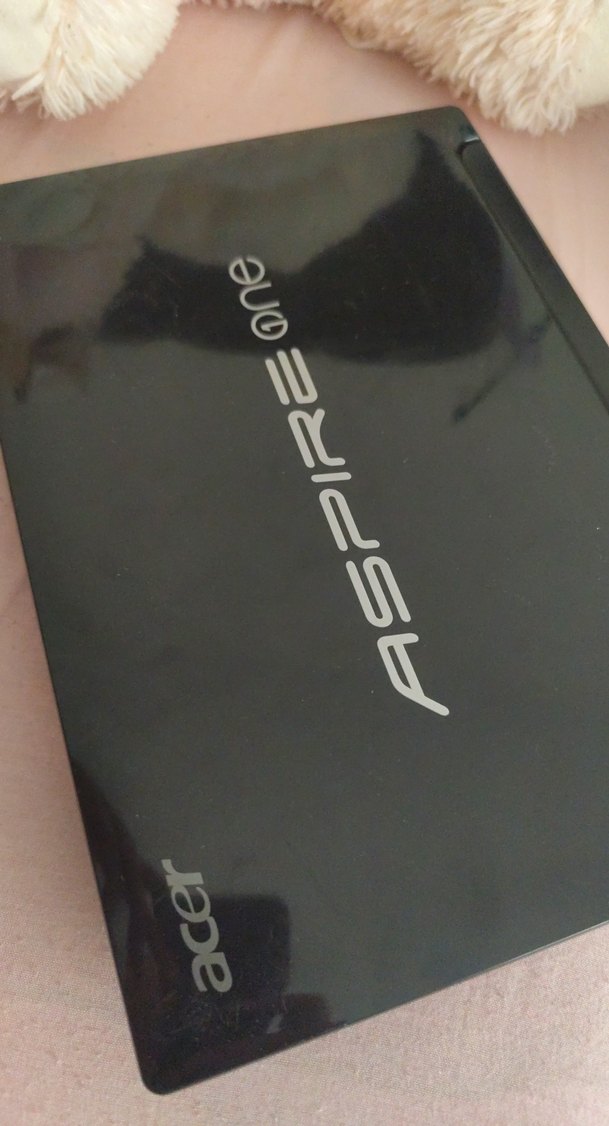 Mavi Acer Laptop - Görsel 4