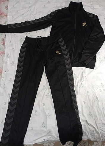Hummel orijinal eşofman takımı