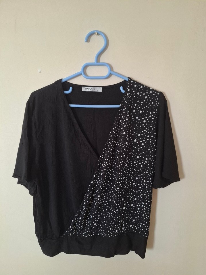 Siyah yıldız Desenli Mini Kadın Bluz - Görsel 2