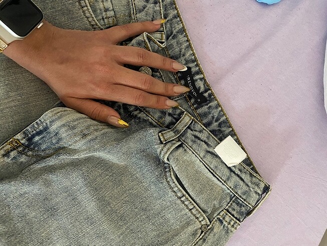 38 Beden Yırtık jean