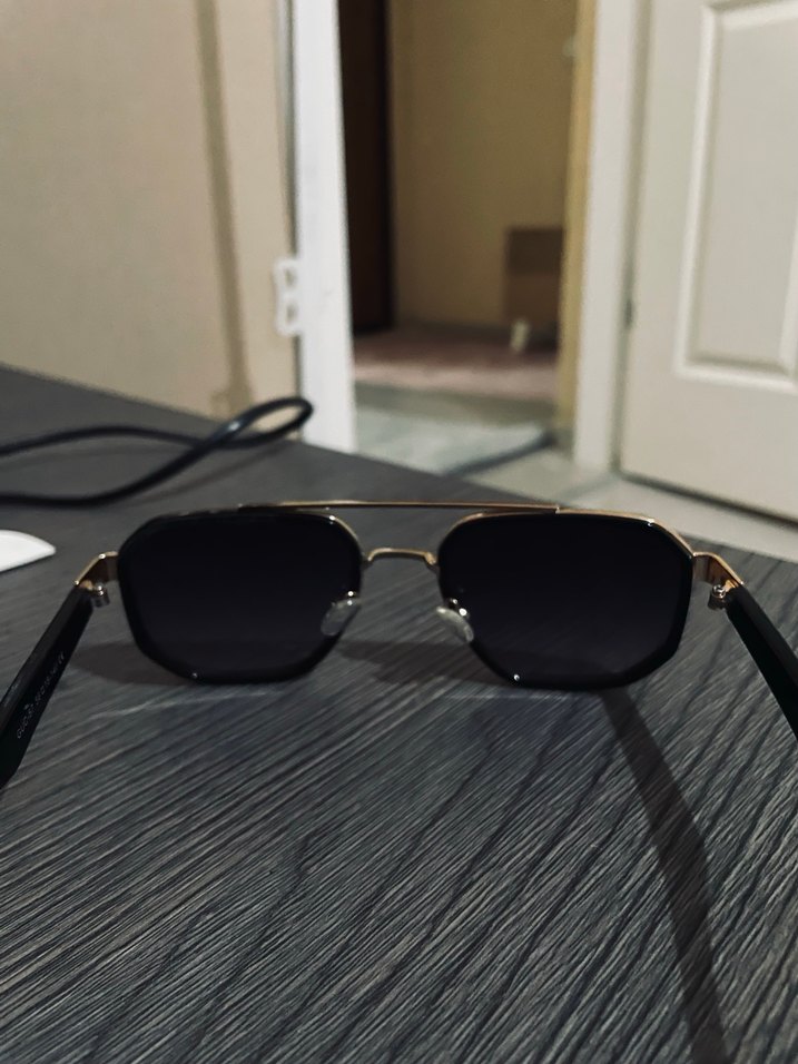 Klasik Siyah Tokalı Kadın Güneş Gözlüğü - Görsel 4