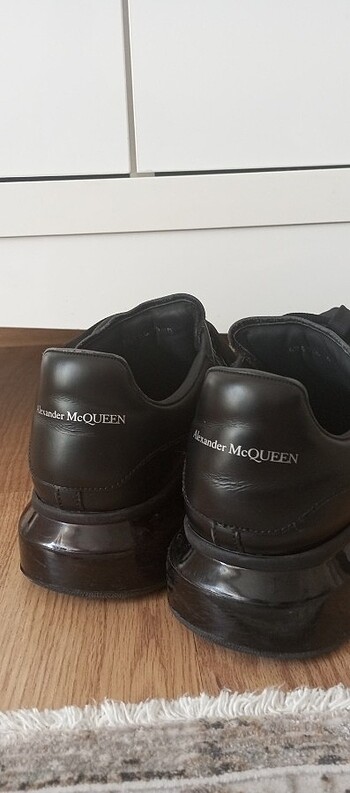 Alexander McQueen Alexander McQueen