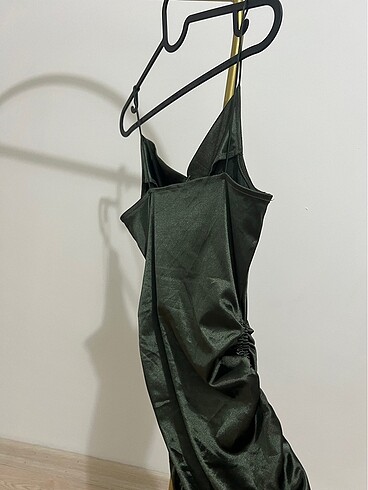 H&M 1 2 defa giyildi