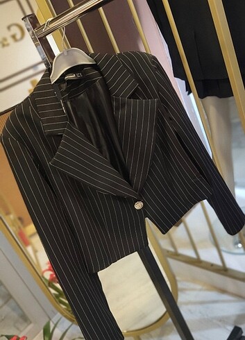 Çizgili Kısa Blazer ceket 