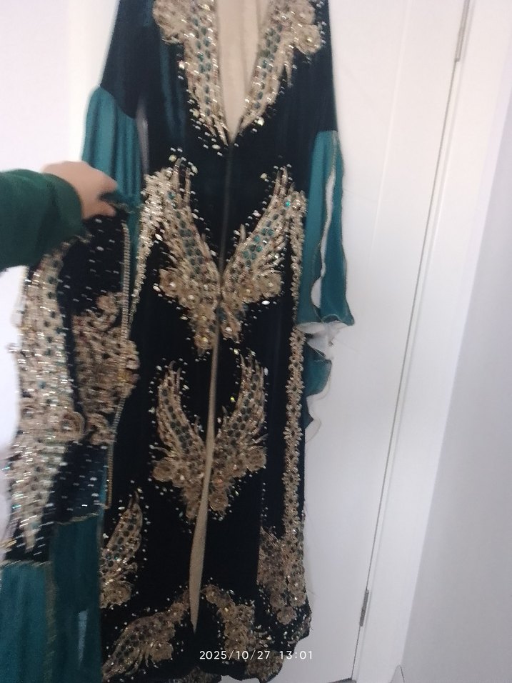 Uzun yeşil Bohem tesettür bindallı - Görsel 4