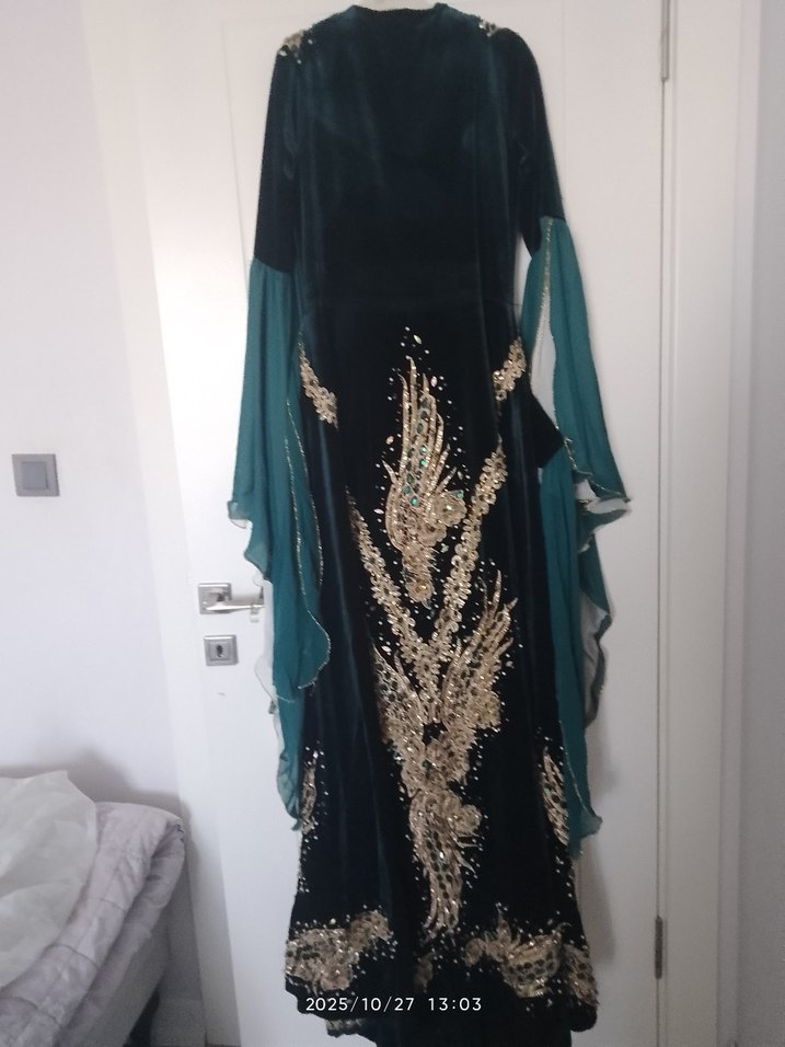 Uzun yeşil Bohem tesettür bindallı - Görsel 2