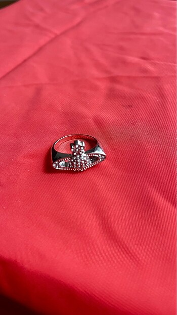 Beden Vivienne Westwood