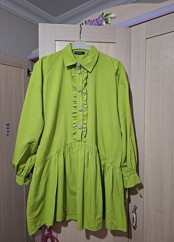 Zara Taşlı Yeşil Gömlek 