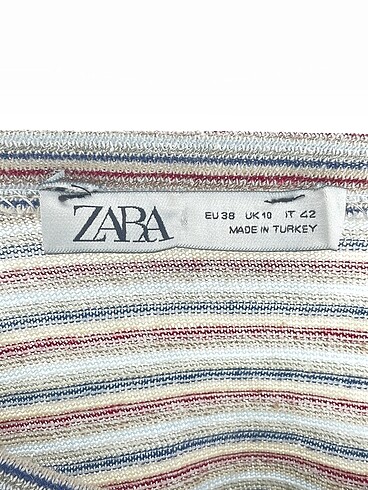 38 Beden çeşitli Renk Zara T-shirt %70 İndirimli.