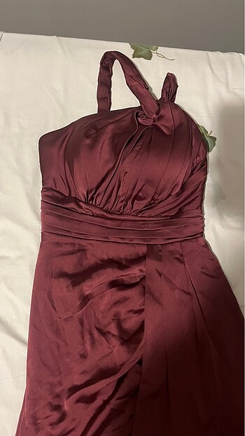 m Beden bordo yirtmacli abiye