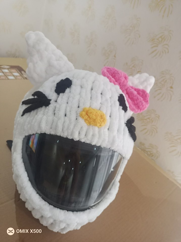 peluş kask kılıfı Hello kitty - Görsel 3